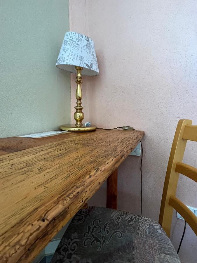 Gemuetliche Gaestezimmer In Einem Neu Sanierten Fachwerkhaus Заксенхайм Экстерьер фото