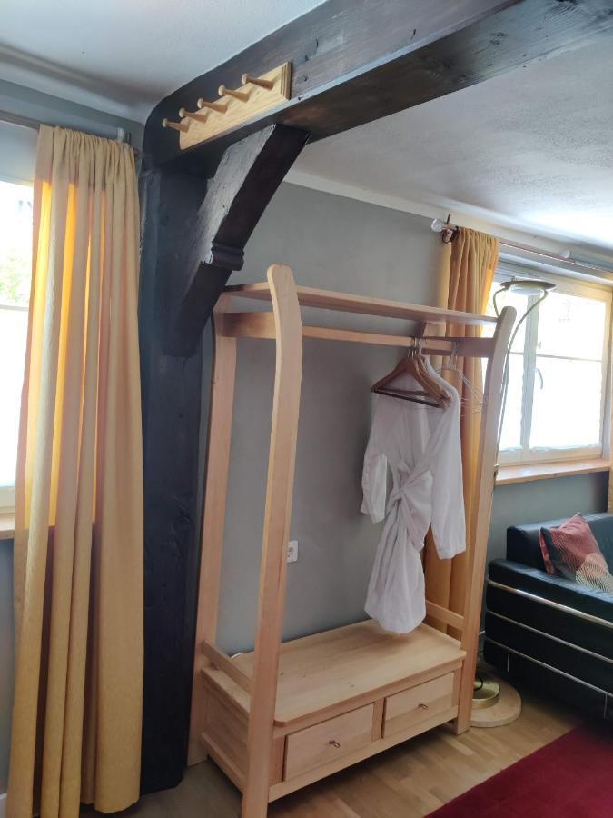Gemuetliche Gaestezimmer In Einem Neu Sanierten Fachwerkhaus Заксенхайм Экстерьер фото