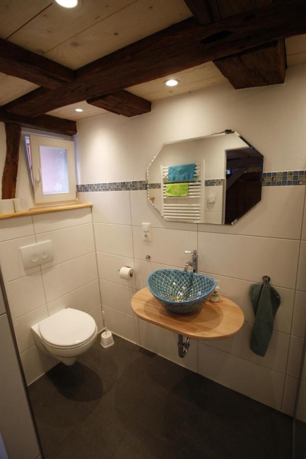 Gemuetliche Gaestezimmer In Einem Neu Sanierten Fachwerkhaus Заксенхайм Экстерьер фото